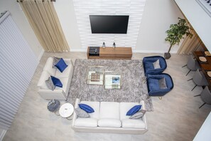 House, 5 Bedrooms | Living area | 60-inch Smart TV with cable channels, TV, Netflix