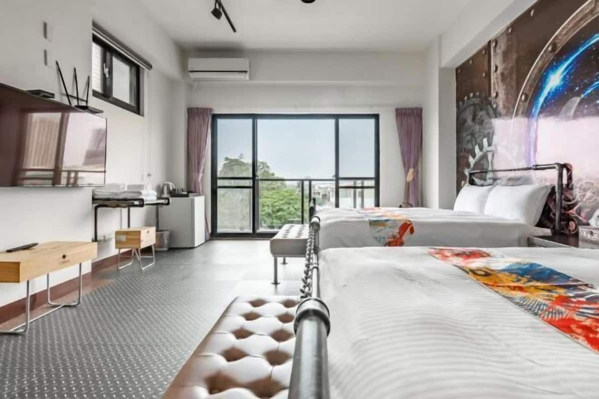6 Schlafzimmer, Schreibtisch, kostenloses WLAN