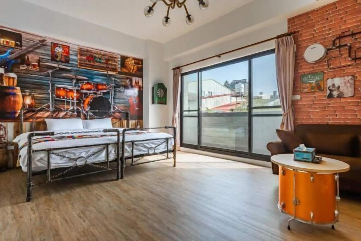 6 Schlafzimmer, Schreibtisch, kostenloses WLAN