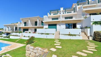 Villa (3 Bedrooms) | Front of property