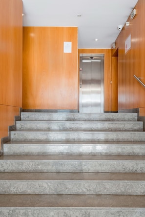 Apartment (1 Bedroom) | Interior - Mat001 · Bohemian Vibe at a Fresh Coastal Getaway (Matosinhos)