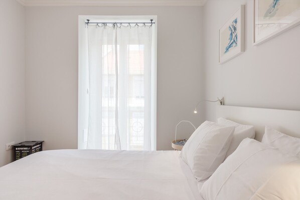 Apartment (2 Bedrooms) | Interior - Penha1 · Lisbon's Charming and Bright Apartment (Lisbon)