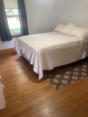 2 bedrooms, bed sheets