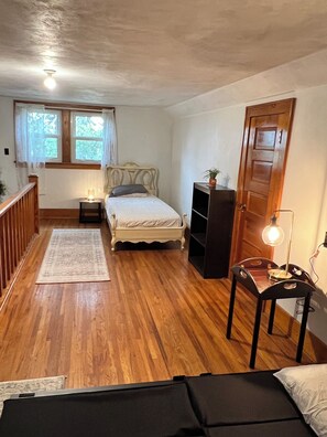 2 bedrooms, bed sheets