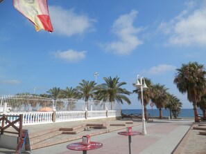 Property grounds - Microclimate, Costa del Sol, 100m from Bandera Azul beach, pool, Algarrobo Costa (Algarrobo-Costa)