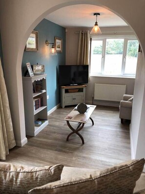 TV, books, stereo
