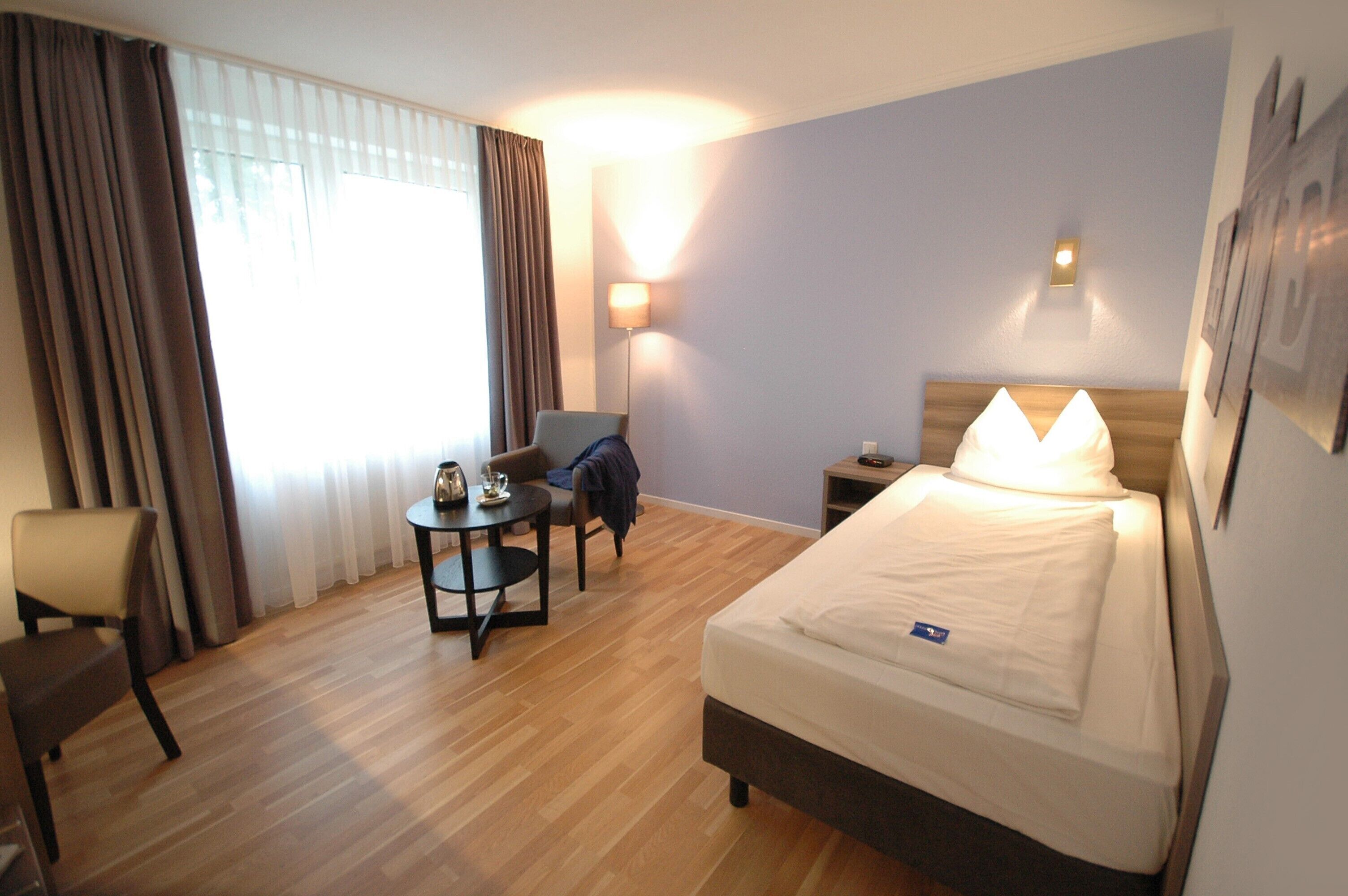 desk, soundproofing, iron/ironing board, free wifi