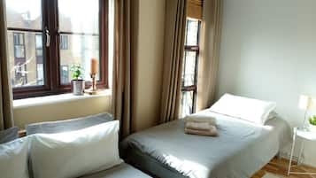 Double Room, Ensuite, Partial Lake View | Extra beds