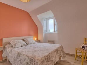 2 habitaciones, tabla de planchar con plancha y wifi gratis 