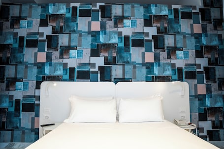 Studio suite, uitzicht op stad | Luxe beddengoed, donzen dekbedden, bedden met traagschuimmatras