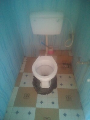 Single Room | Bathroom