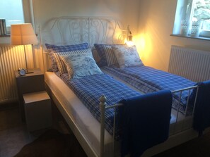 1 quarto, ferros/tábuas de passar roupa, Wi-Fi, roupa de cama