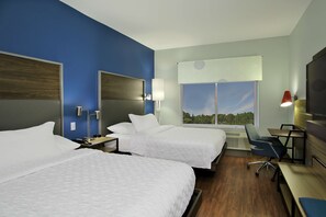 Zimmer, 2 Queen-Betten | Hochwertige Bettwaren, Daunenbettdecken, Pillowtop-Betten, Schreibtisch
