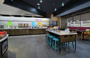 Desayuno buffet incluido todos los días 