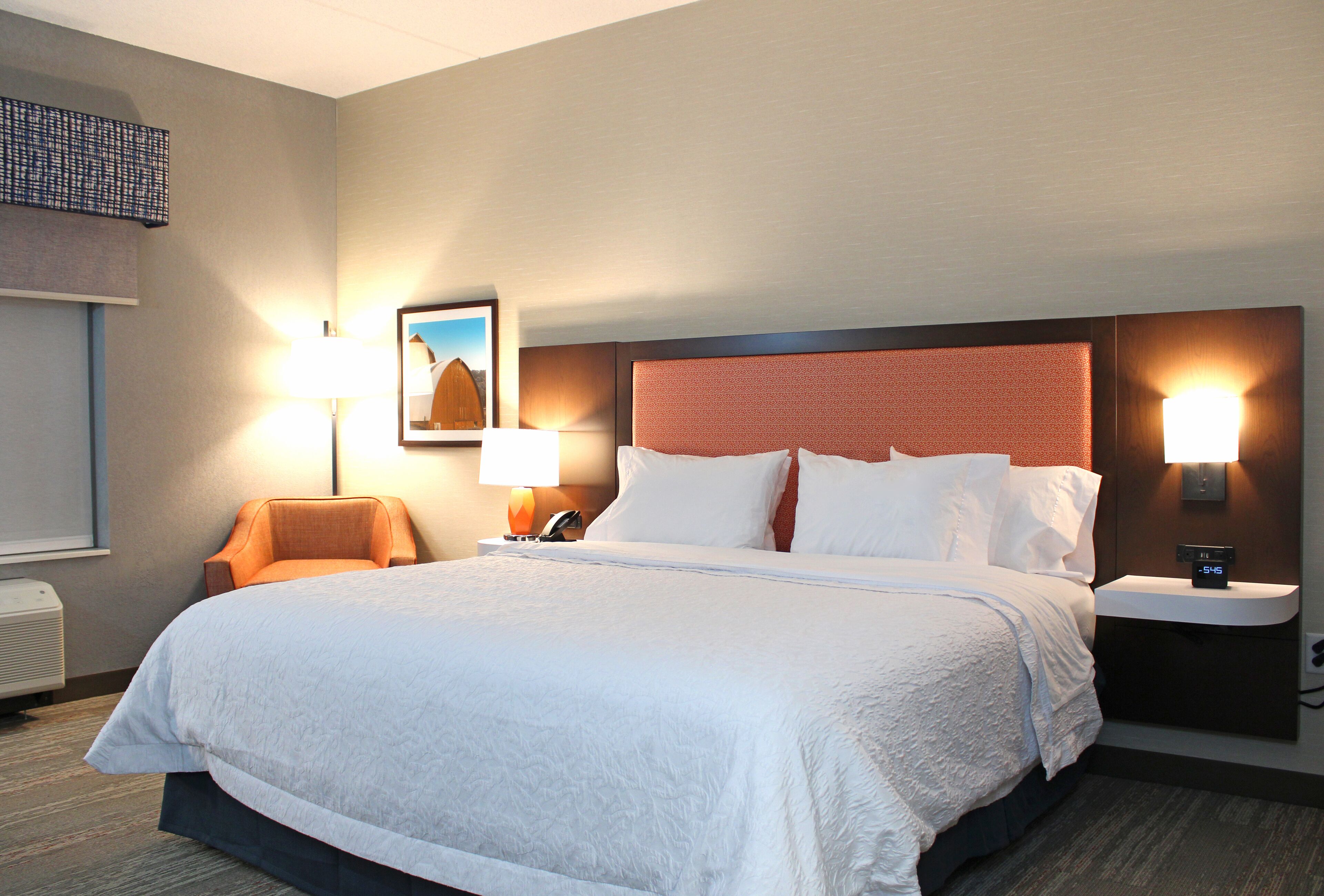 in-room safe, desk, laptop workspace, blackout curtains