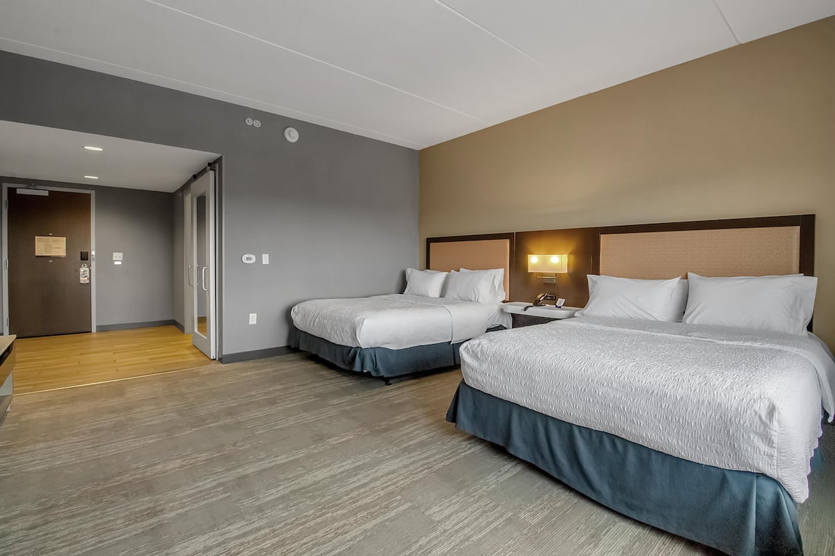 Room, 2 Queen Beds, Accessible, Bathtub | In-room safe, desk, laptop workspace, blackout drapes