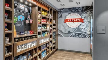 Snack-bar