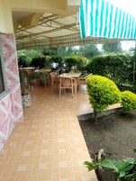 Desayuno continental incluido todos los días 