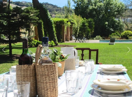 Holiday villa in Colares, Sintra, Praia Grande