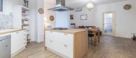 Apartment (2 Bedrooms) | Private kitchen