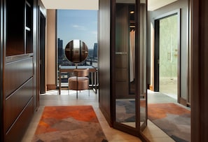 Premium bedding, in-room safe, desk, laptop workspace - Grand Hyatt Nashville (Nashville)