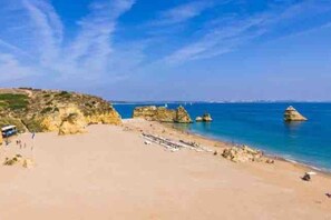 Perto da praia, toalhas de praia