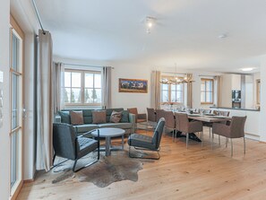 Villa | Living room | Fireplace