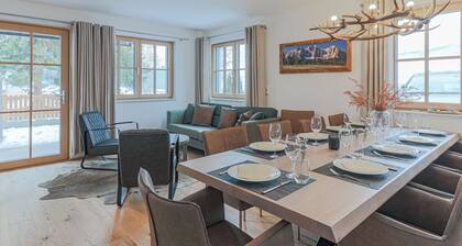 Luxury Villa in Ellmau with Hot Tub