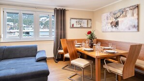 Dining - Elegant Apartment in Kirchberg in Tirol With Balcony (Kirchberg in Tirol)