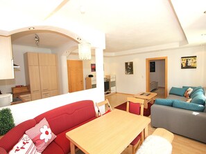Dining - Modern Apartment in Ramsau im Zillertal With Terrace (Ramsau im Zillertal)