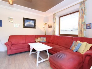 Living room - Peaceful Holiday Home in Muhlbach With Garden (Bramberg am Wildkogel)