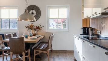 Kühlschrank, Ofen, Geschirrspüler