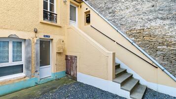Apartment | Bahagian luar