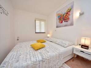 Apartment | 2 Schlafzimmer, individuell eingerichtet, Bügeleisen/Bügelbrett