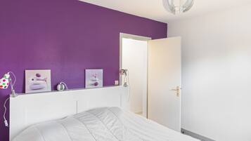 House | 3 bedrooms, bed sheets