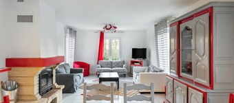 Tranquil Garden Retreat by the Sea