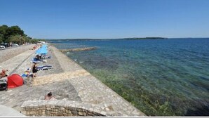 Exterior - Modern Holiday Home in Novigrad With Swimming Pool (Novigrad)
