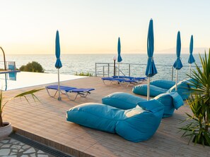 Apartment | Balcony - Waterfront Apartment in Central Greece With Swimming Pool (Amfilochia)