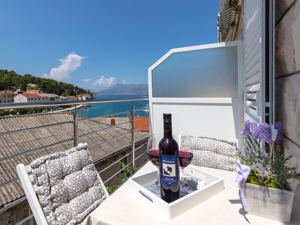 Apartment | Balcony