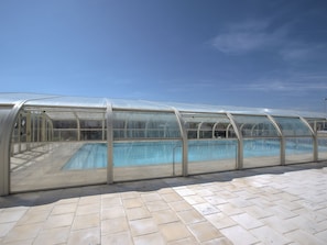 Exterior - Holiday Chalet in Private Residence With Swimming Pool, Near the sea (Grandcamp-Maisy)