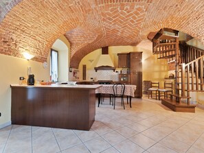 Dining - Snug Apartment in Frazione Sessant With Veranda (Asti)