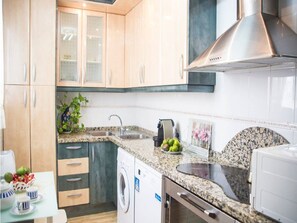 House | Private kitchen - Stylish Apartment With Balcony in Malaga (Málaga)