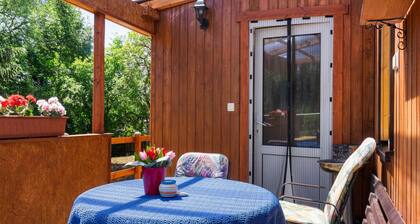 Holiday Home With Large Garden and Terrace