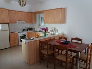 House | Dining