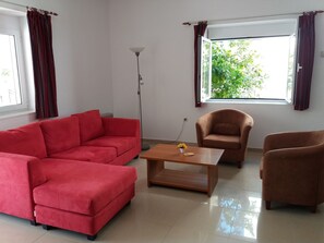House | Living room