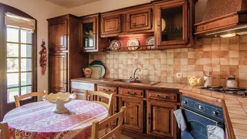 Villa | Private kitchen | High chair