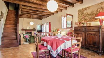 Villa | Tempat makan
