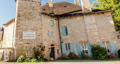 Riverside Charm in Perigord Noir