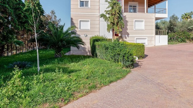 Exterior - Decent Holiday Home in Chalcis With Garden (Chalcis)