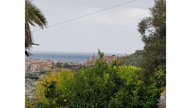 Unclassified image, 1 of 24, button - Charming Villa in Ventimiglia With Barbecue Area (Ventimiglia)